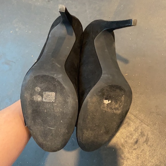 Suede Calvin Klein heels - Picture 3 of 4